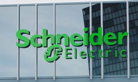 Schneider Electric отримала рекордні EUR21,23 млрд виручки у першому півріччі