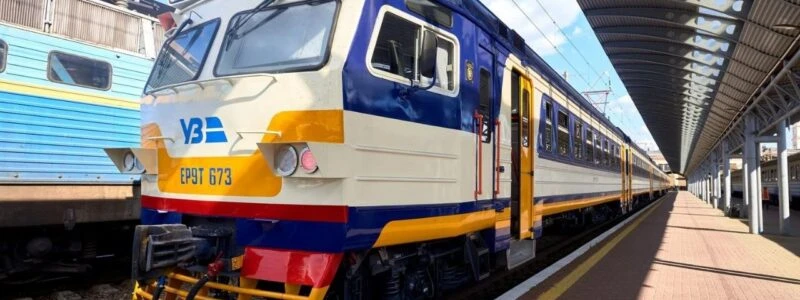 «Укрзалізниця» додала 18 рейсів між берегами Києва на 5-9 жовтня